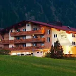 מלון Hohenfels 4*