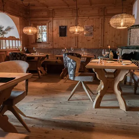 Hohenfels Für Genießer Hotel 4*
