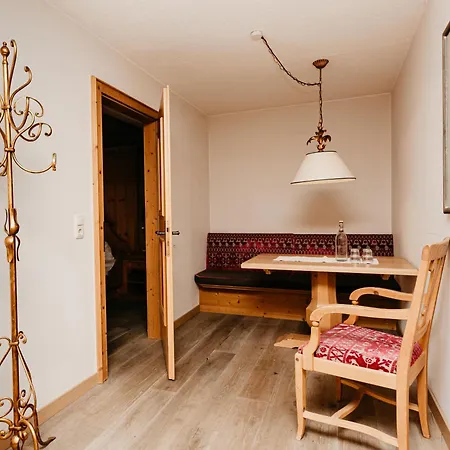 Hohenfels 4* Tannheim