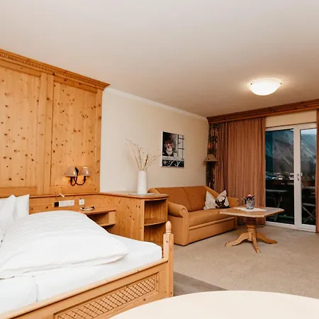 Hohenfels Hotel Tannheim