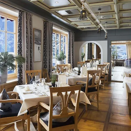 Hohenfels 4*