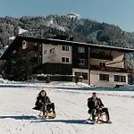 Hohenfels 4* Tannheim