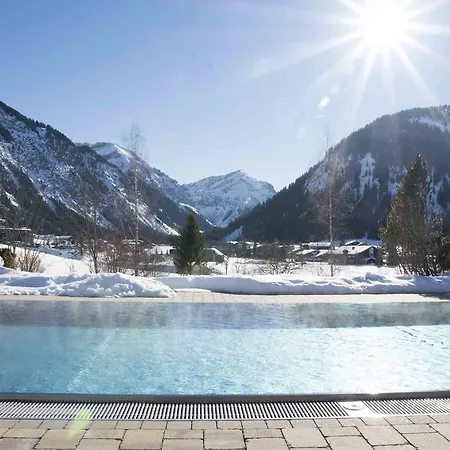 Hohenfels Hotel 4*
